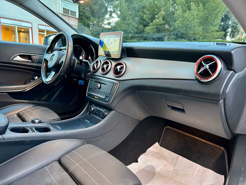 Mercedes-Benz CLA-Class - 17