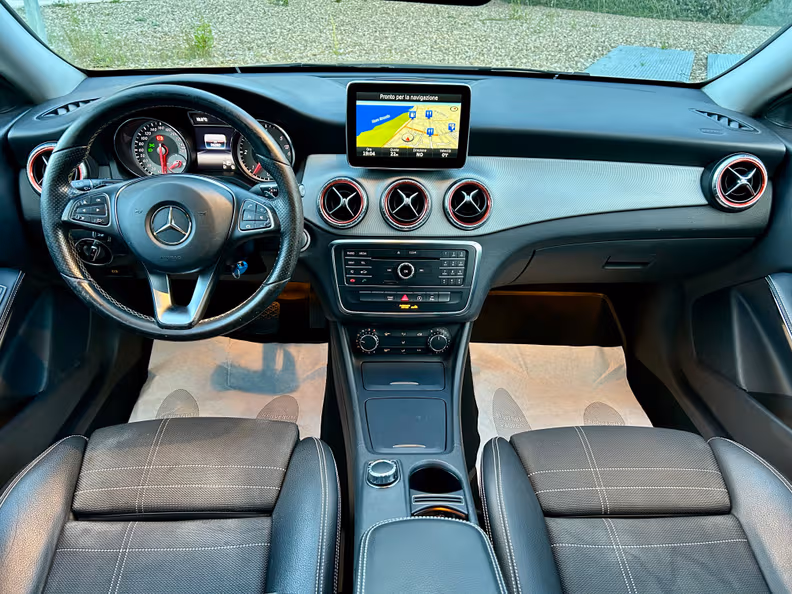 Mercedes-Benz CLA-Class - 13