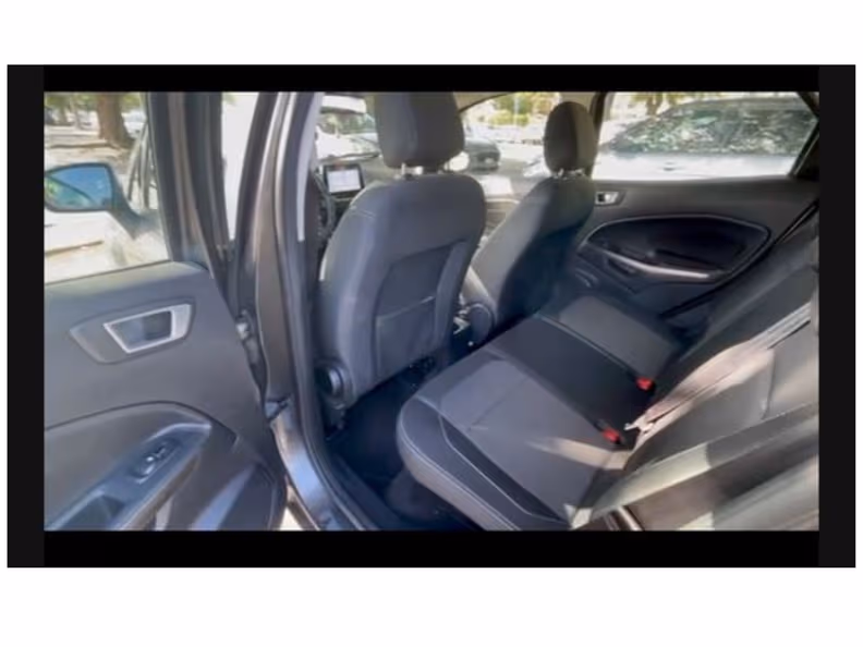 Ford EcoSport - 13