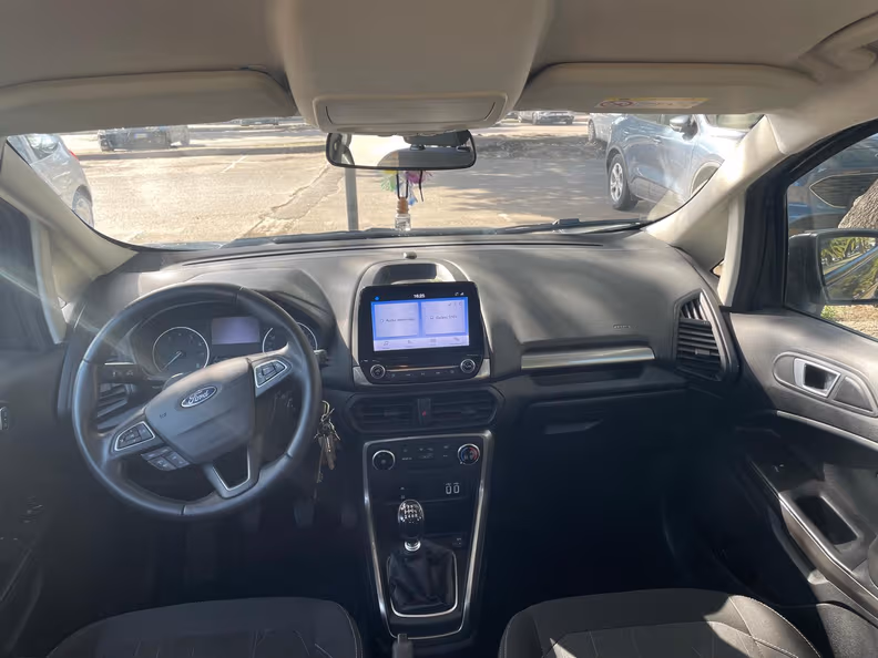 Ford EcoSport - 8