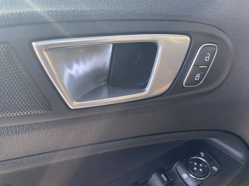 Ford EcoSport - 10
