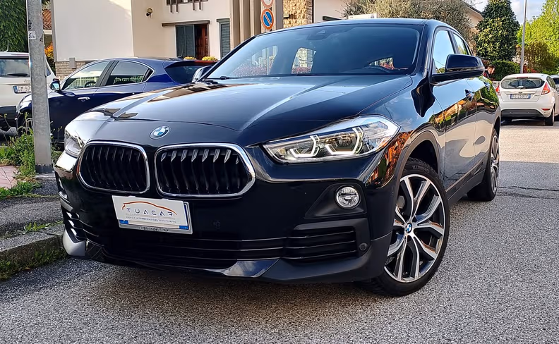 BMW X2