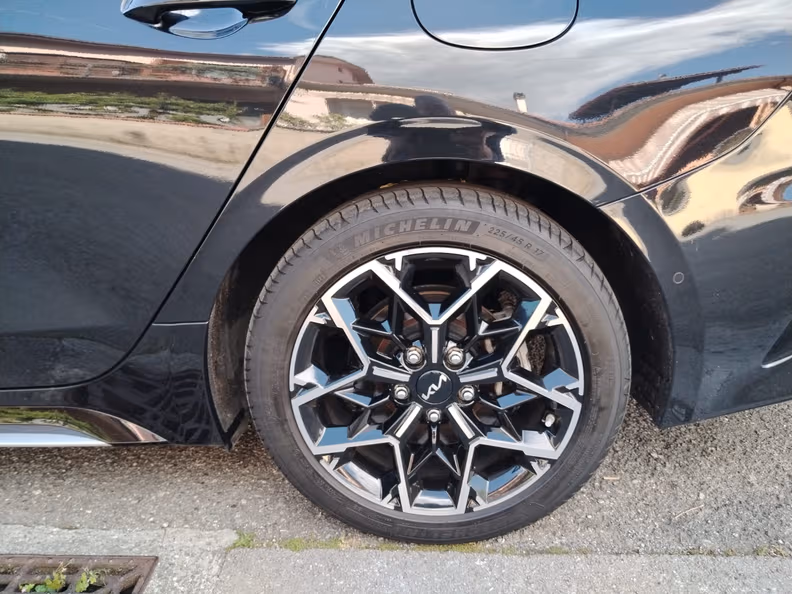 Kia ProCeed - 13