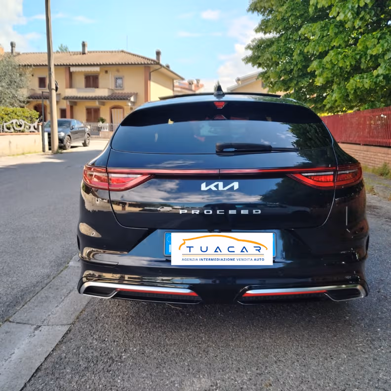 Kia ProCeed - 11