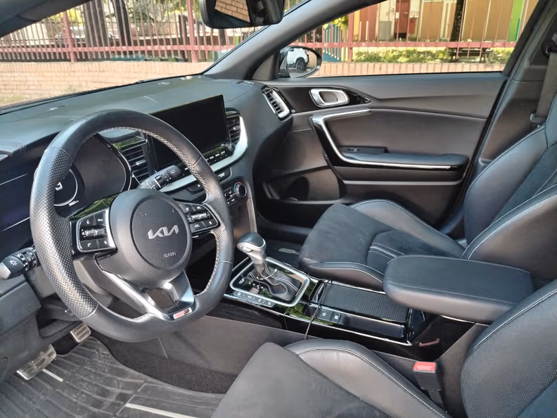 Kia ProCeed - 5
