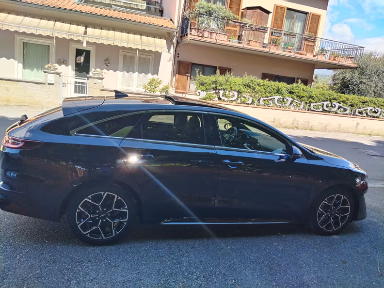 Kia ProCeed - 8