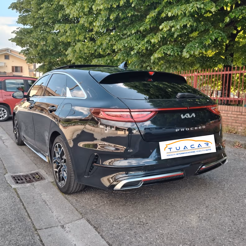 Kia ProCeed - 12