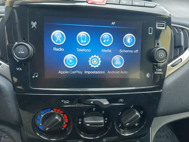 Lancia Ypsilon - 17