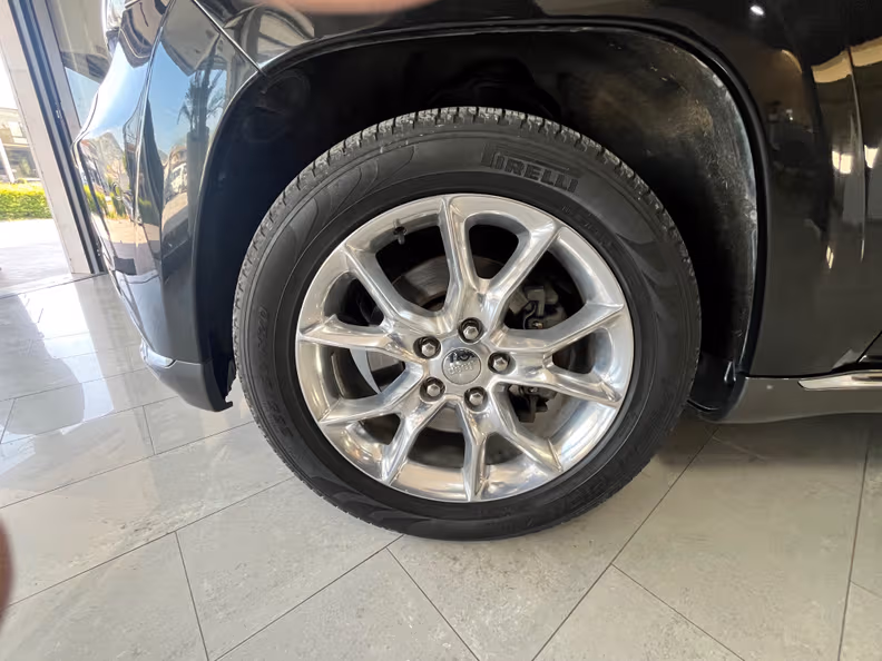 Jeep Grand Cherokee - 9