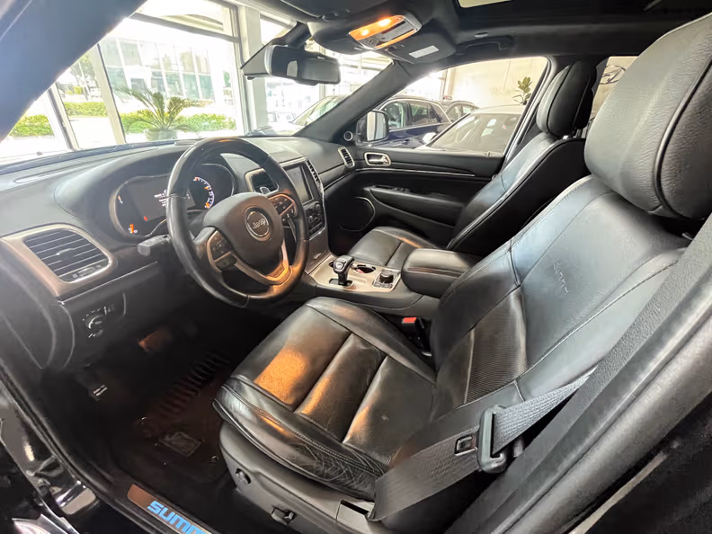 Jeep Grand Cherokee - 6