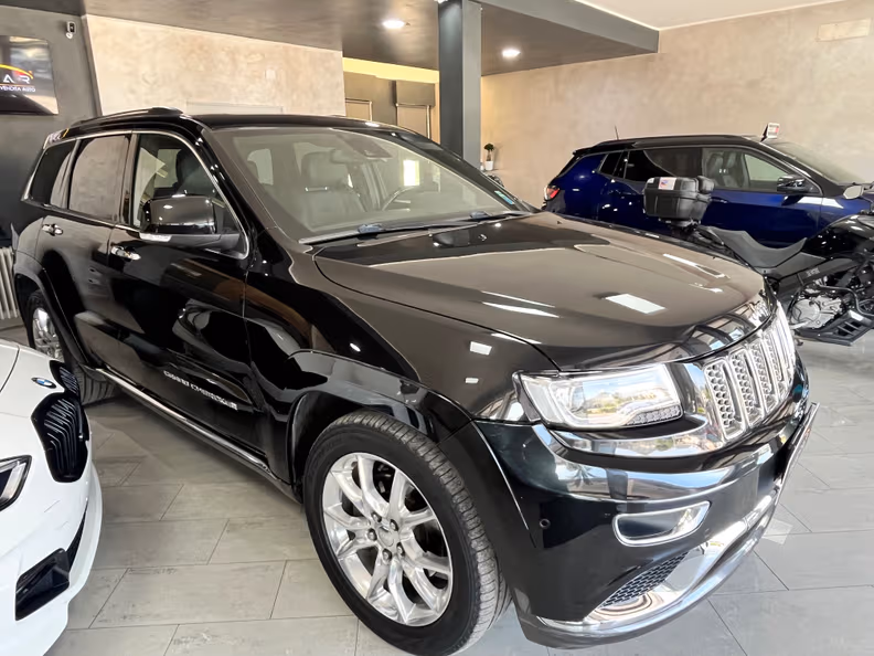 Jeep Grand Cherokee - 2