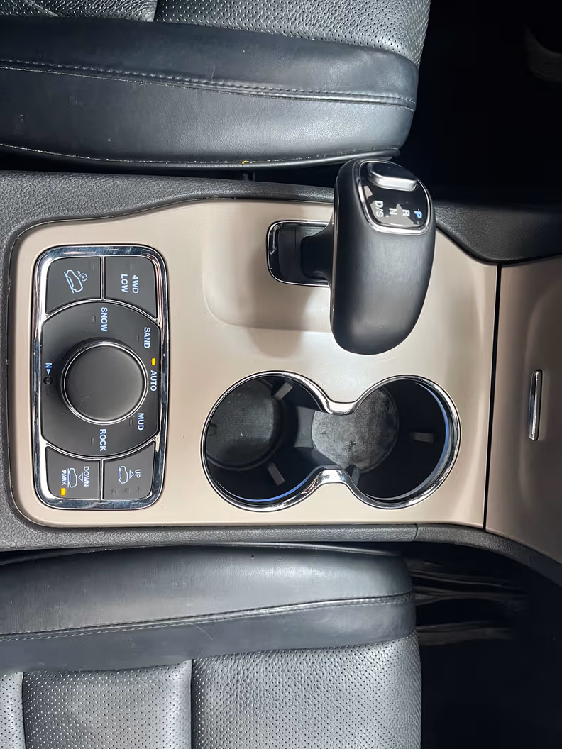 Jeep Grand Cherokee - 18